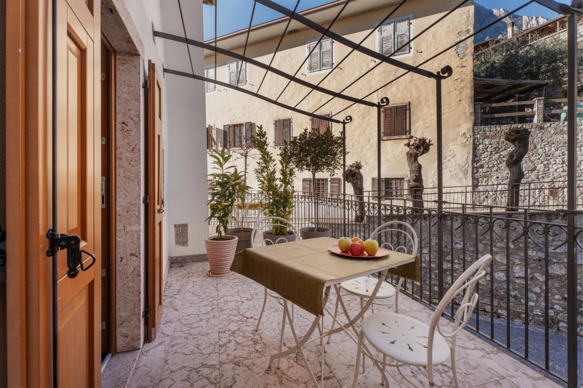 Pietra Rara Apartments Pietramurata Exterior photo